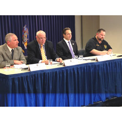 Glaser, Prendergast, Cuomo and Samuelsen address the press corps on the new tentative agreement